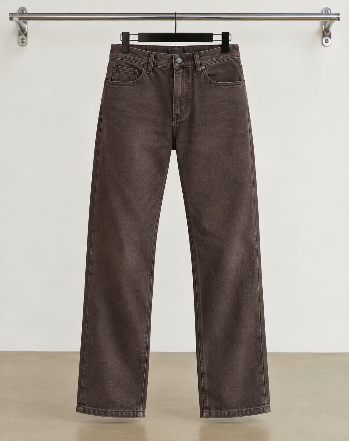 Men’s Washed Brown Straight-Leg Jeans
